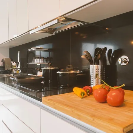 25 - Seaside Retreat *