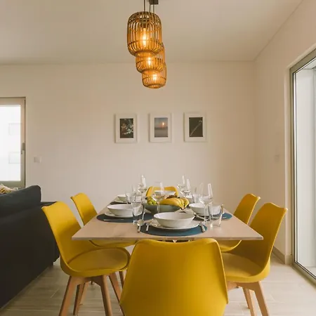 25 - Seaside Retreat