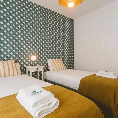 25 - Seaside Retreat